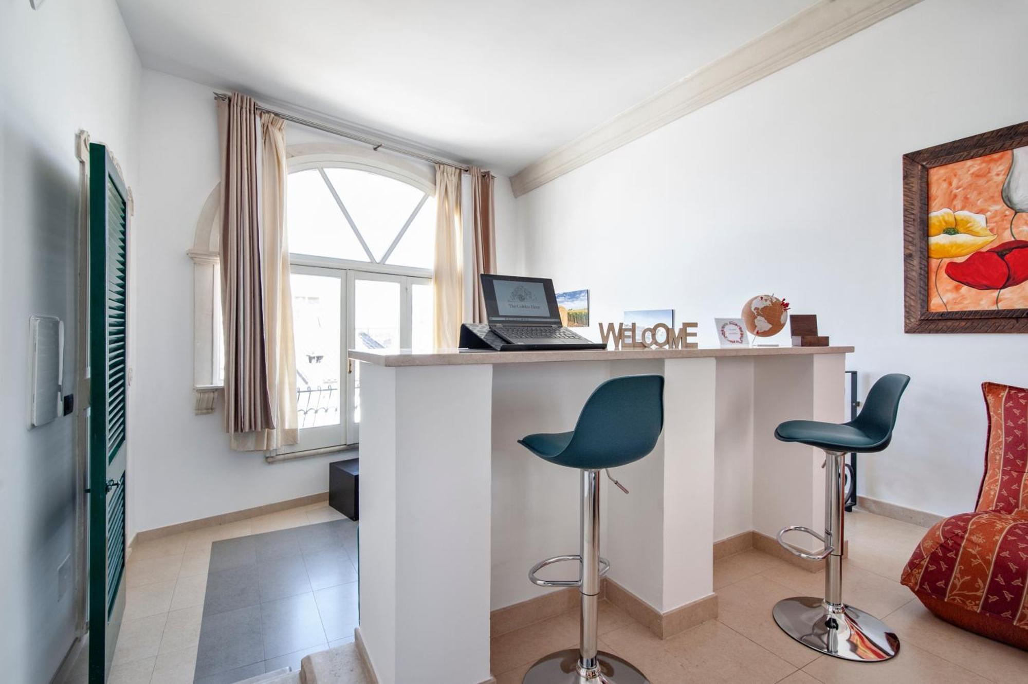 The Golden Hour, Luxury Apartment With A Panoramic View Lecce Bagian luar foto